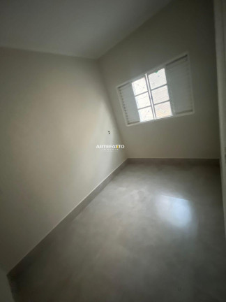 Imagem Casa com 3 Quartos à Venda, 200 m²