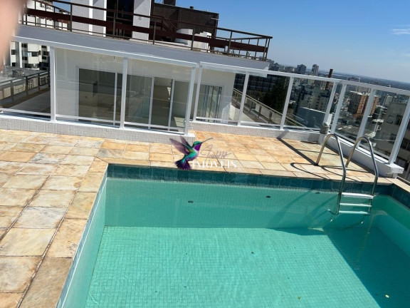 Imagem Cobertura com 4 Quartos à Venda, 547 m² em Floresta - Porto Alegre