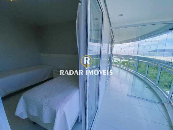 Imagem Apartamento com 4 Quartos à Venda, 170 m² em Algodoal - Cabo Frio
