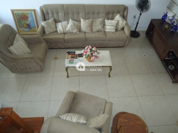 Imagem Casa com 3 Quartos à Venda, 177 m²