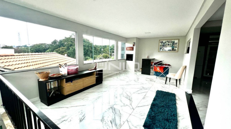 Imagem Casa com 3 Quartos à Venda, 275 m² em Jardim Primavera - Pato Branco