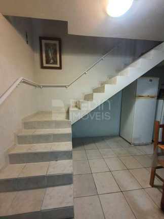 Imagem Casa com 3 Quartos à Venda, 90 m² em Centro - Balneário Camboriú Imagem Casa com 3 Quartos à Venda, 90 m² em Centro - Balneário Camboriú