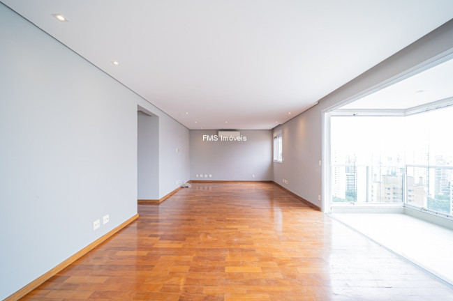Imóvel com 3 Quartos à Venda, 168 m² em Moema - São Paulo