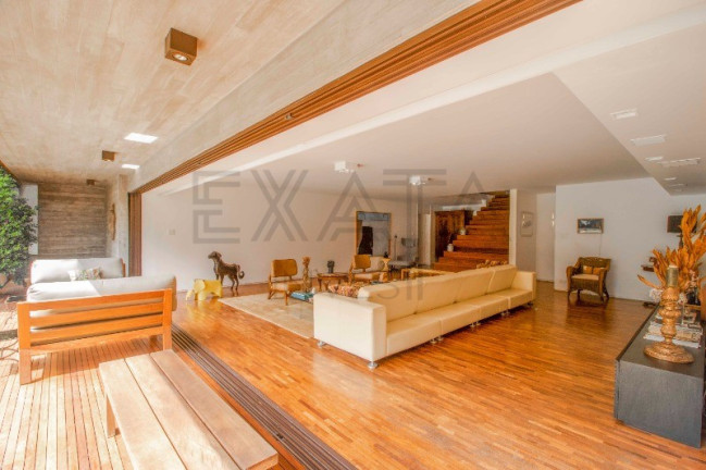Imagem Casa com 3 Quartos à Venda, 512 m² em Jardim Leonor - São Paulo Imagem Casa com 3 Quartos à Venda, 512 m² em Jardim Leonor - São Paulo