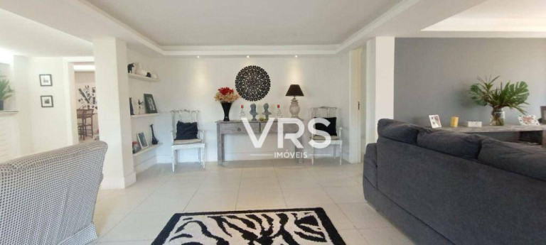 Imagem Casa com 4 Quartos à Venda, 910 m² em Albuquerque - Teresópolis Imagem Casa com 4 Quartos à Venda, 910 m² em Albuquerque - Teresópolis