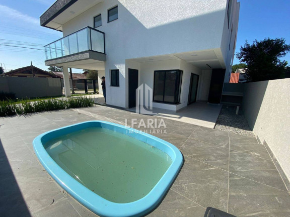 Imagem Sobrado com 3 Quartos à Venda, 149 m² em Rainha Do Mar - Itapoá