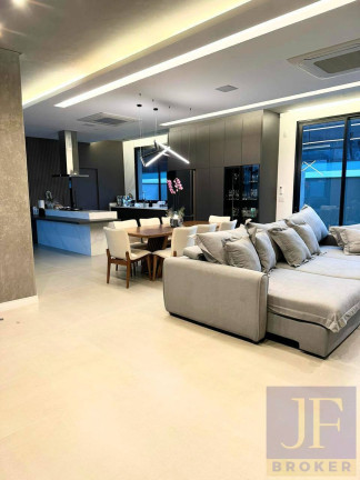 Imagem Casa com 4 Quartos à Venda, 1.059 m² em Ingleses Do Rio Vermelho - Florianópolis Imagem Casa com 4 Quartos à Venda, 1.059 m² em Ingleses Do Rio Vermelho - Florianópolis
