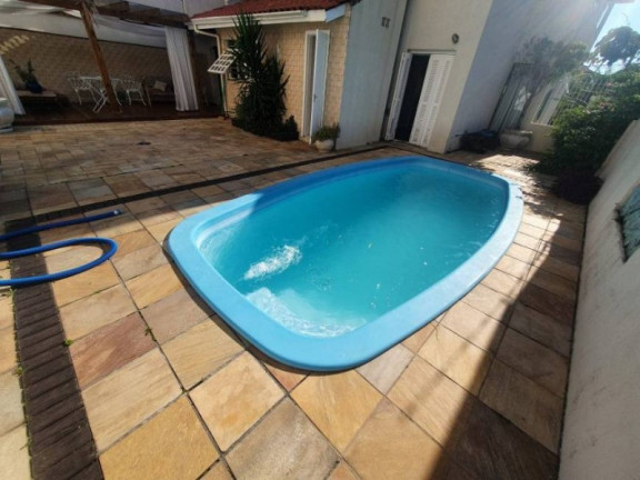 Imagem Casa com 3 Quartos à Venda, 276 m² em Jardim Itu - Porto Alegre