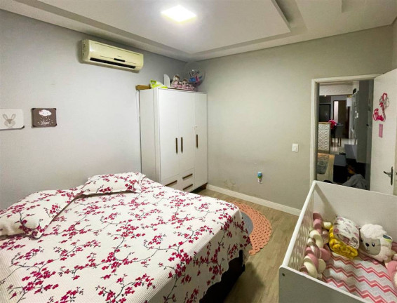 Imagem Casa com 4 Quartos à Venda, em Jardim Quietude - Praia Grande Imagem Casa com 4 Quartos à Venda, em Jardim Quietude - Praia Grande