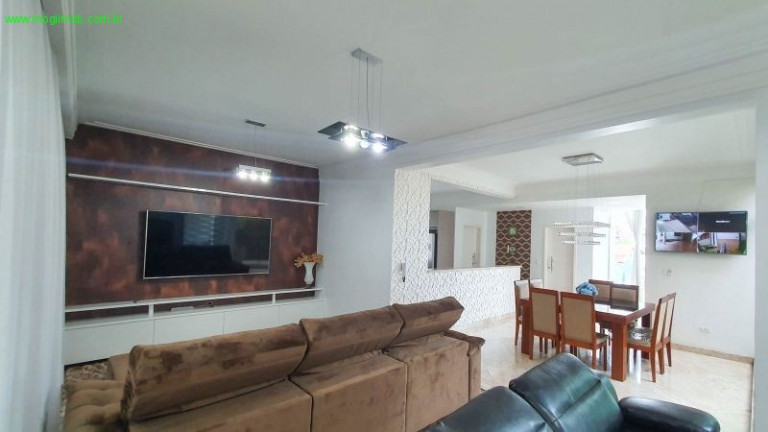 Imagem Sobrado com 4 Quartos à Venda, 336 m² em Jardim Carlos Cooper - Suzano