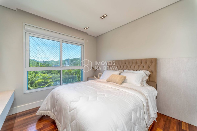 Imagem Apartamento com 3 Quartos à Venda, 166 m² em Praia Brava - Itajaí