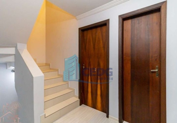 Imagem Casa com 3 Quartos à Venda, 130 m² em Jardim Das Américas - Curitiba Imagem Casa com 3 Quartos à Venda, 130 m² em Jardim Das Américas - Curitiba