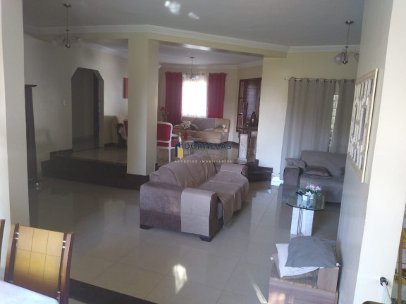 Imagem Casa com 3 Quartos à Venda, 264 m² em Guará I - Brasília Imagem Casa com 3 Quartos à Venda, 264 m² em Guará I - Brasília