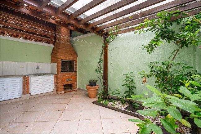 Imagem Casa com 4 Quartos à Venda, em Jardim Peri Peri - São Paulo Imagem Casa com 4 Quartos à Venda, em Jardim Peri Peri - São Paulo
