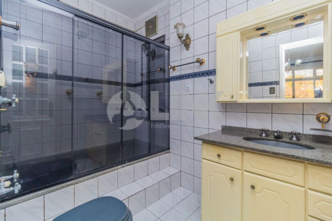 Imagem Casa com 3 Quartos à Venda, 180 m² em Sarandi - Porto Alegre