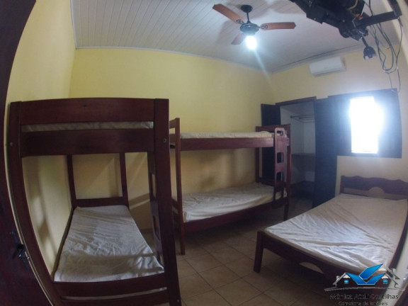 Imagem Casa com 11 Quartos para Temporada, 280 m² em Praia Grande - Ubatuba Imagem Casa com 11 Quartos para Temporada, 280 m² em Praia Grande - Ubatuba