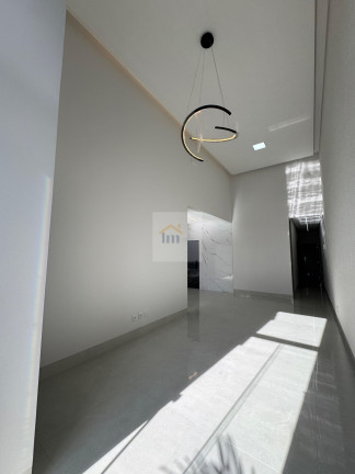 Imagem Casa com 3 Quartos à Venda, 116 m² em Residencial Canadá - Goiânia Imagem Casa com 3 Quartos à Venda, 116 m² em Residencial Canadá - Goiânia