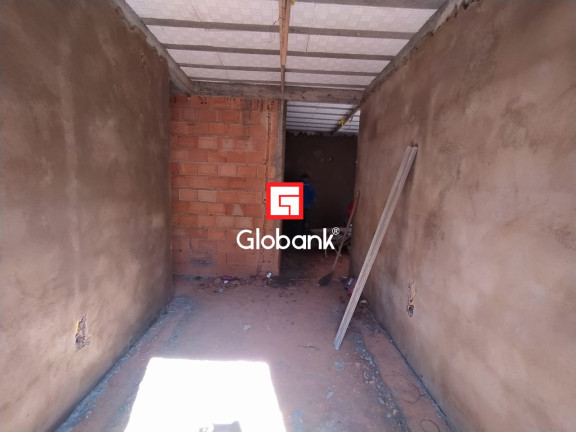 Imagem Casa com 2 Quartos à Venda, 93 m² em Alto Floresta - Montes Claros