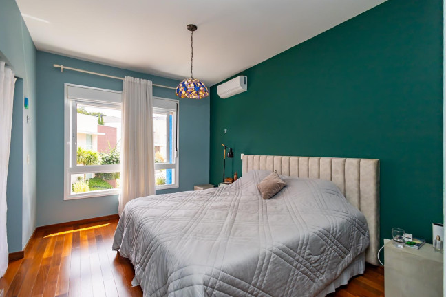 Imagem Casa com 3 Quartos à Venda, 231 m² em Campo Comprido - Curitiba