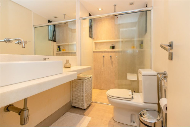 Imagem Apartamento com 3 Quartos à Venda, 205 m² em Vila Mariana - São Paulo Imagem Apartamento com 3 Quartos à Venda, 205 m² em Vila Mariana - São Paulo