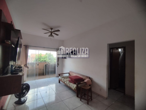 Imagem Sobrado com 3 Quartos à Venda, 250 m² em Jardim Elza Amuí I - Uberaba Imagem Sobrado com 3 Quartos à Venda, 250 m² em Jardim Elza Amuí I - Uberaba