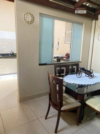 Imagem Casa com 2 Quartos à Venda, 150 m² em Moinho Dos Ventos - Goiânia Imagem Casa com 2 Quartos à Venda, 150 m² em Moinho Dos Ventos - Goiânia
