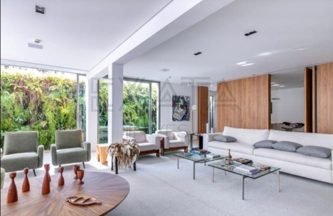 Imagem Casa com 5 Quartos à Venda, 700 m² em Brooklin - São Paulo Imagem Casa com 5 Quartos à Venda, 700 m² em Brooklin - São Paulo