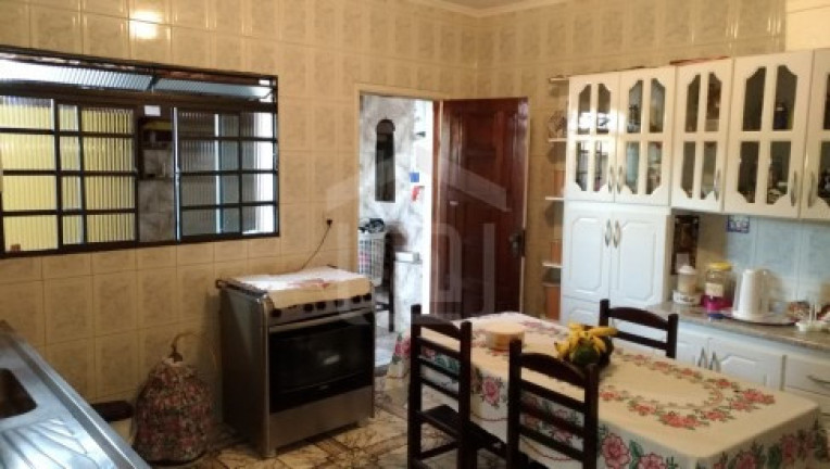 Imagem Casa com 3 Quartos à Venda, 290 m² em Centro - Bandeira Do Sul Imagem Casa com 3 Quartos à Venda, 290 m² em Centro - Bandeira Do Sul