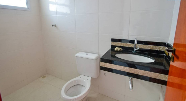 Imagem Casa com 2 Quartos à Venda, 150 m² em Peruíbe Imagem Casa com 2 Quartos à Venda, 150 m² em Peruíbe