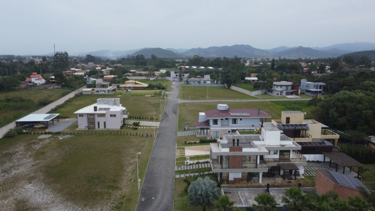 Imagem Terreno à Venda, 1.043 m² em Praia Do Rosa - Imbituba Imagem Terreno à Venda, 1.043 m² em Praia Do Rosa - Imbituba