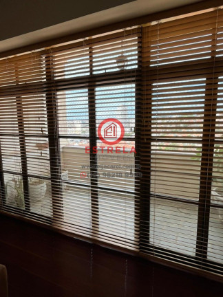 Imagem Cobertura com 5 Quartos à Venda, 260 m² em Centro - Jacareí