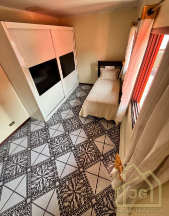 Imagem Sobrado com 6 Quartos à Venda, 200 m² em Parque João Ramalho - Santo André
