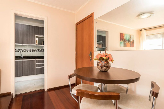 Imagem Apartamento com 2 Quartos à Venda, 52 m² em Santo Antônio - Porto Alegre