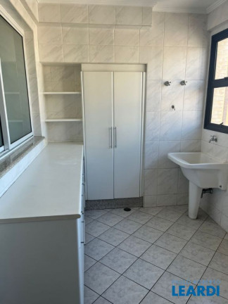 Imagem Apartamento com 3 Quartos à Venda, 196 m² em Jardim - Santo André
