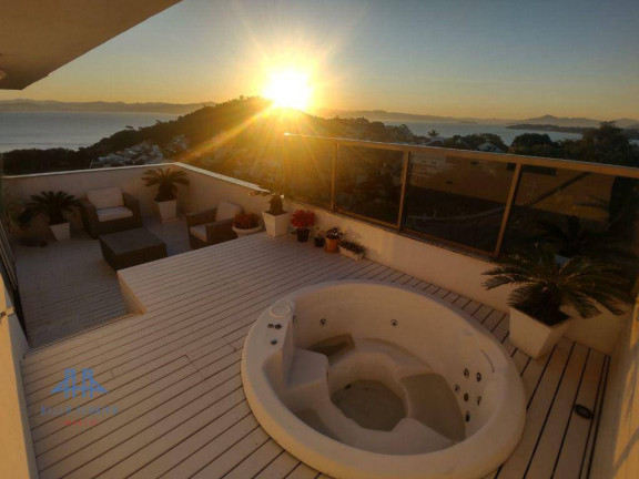 Cobertura com 3 Quartos à Venda, 225 m² em João Paulo - Florianópolis