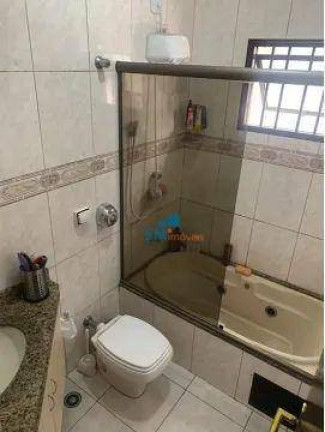 Imagem Casa com 3 Quartos à Venda, 220 m² em Vila Moinho Velho - São Paulo