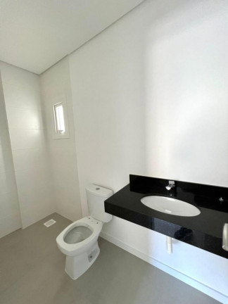 Imagem Apartamento com 2 Quartos à Venda, 59 m² em Centro - Capao Da Canoa