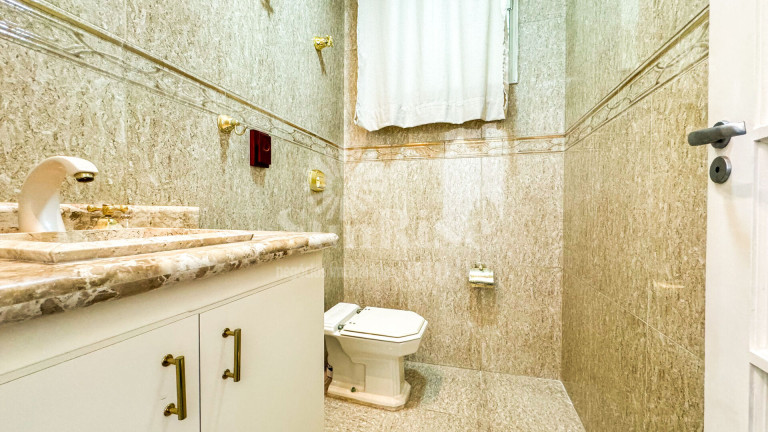 Imagem Casa com 4 Quartos à Venda, 400 m² em Residencial Morada Dos Lagos - Barueri