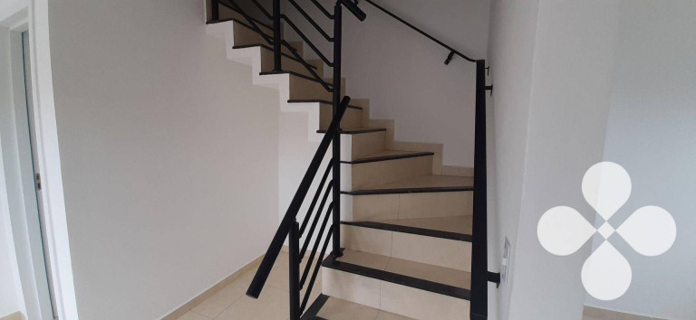 Imagem Imóvel com 2 Quartos à Venda, 132 m² em Vila Anhanguera - Mongaguá