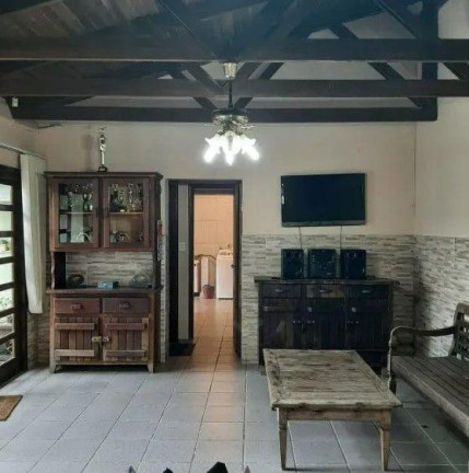 Imagem Casa com 5 Quartos à Venda, 360 m² em Barreirinha - Curitiba