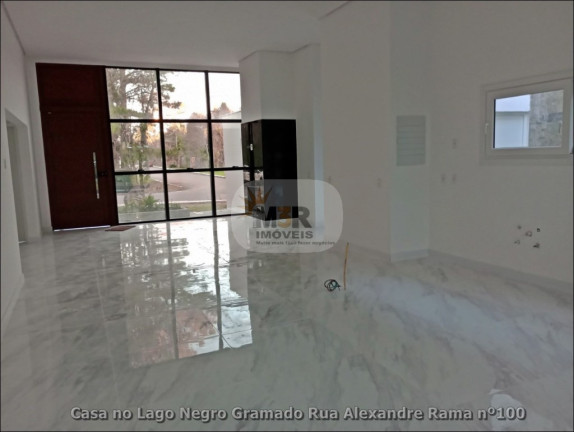 Imagem Casa com 4 Quartos à Venda, 225 m² em Ipê Amarelo - Gramado Imagem Casa com 4 Quartos à Venda, 225 m² em Ipê Amarelo - Gramado