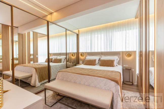 Imagem Apartamento com 3 Quartos à Venda, 308 m² em Centro - Balneário Camboriú Imagem Apartamento com 3 Quartos à Venda, 308 m² em Centro - Balneário Camboriú