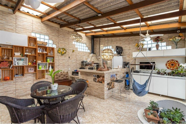 Imagem Casa com 2 Quartos à Venda, 108 m² em Lomba Do Pinheiro - Porto Alegre