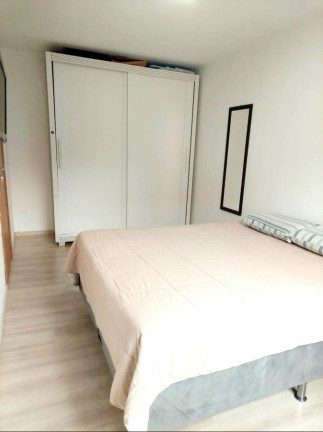 Imagem Apartamento com 3 Quartos à Venda, 77 m² em Zona 07 - Maringá