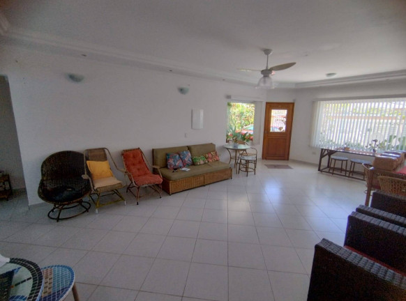 Imagem Casa com 4 Quartos à Venda, 265 m² em Parque Balneário Oasis - Peruíbe Imagem Casa com 4 Quartos à Venda, 265 m² em Parque Balneário Oasis - Peruíbe