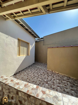 Imagem Casa com 2 Quartos à Venda, 145 m² em Vila São José - Taubaté Imagem Casa com 2 Quartos à Venda, 145 m² em Vila São José - Taubaté