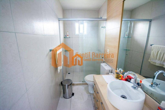 Imagem Casa com 4 Quartos à Venda, 230 m² em José De Alencar - Fortaleza