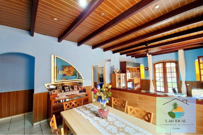 Imagem Casa com 7 Quartos à Venda, 150 m² em Geribá - Búzios Imagem Casa com 7 Quartos à Venda, 150 m² em Geribá - Búzios