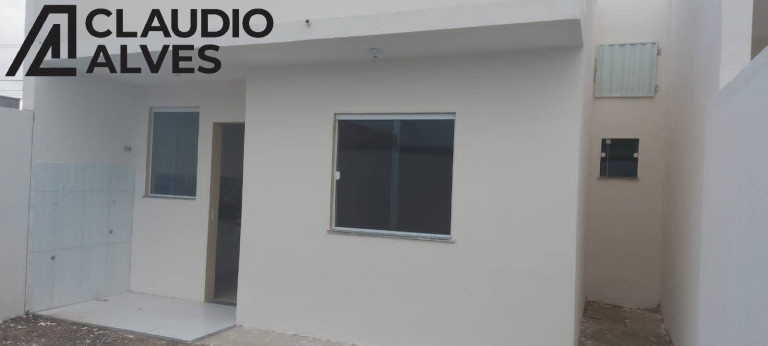 Imagem Casa com 2 Quartos à Venda, 55 m² em 35º Bi - Feira De Santana