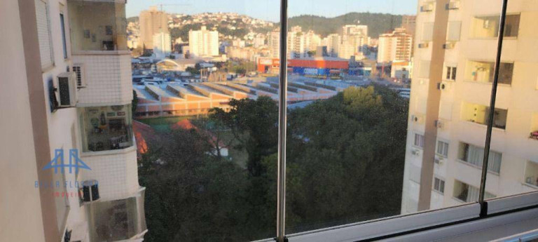 Apartamento com 2 Quartos à Venda, 64 m² em Barreiros - São José